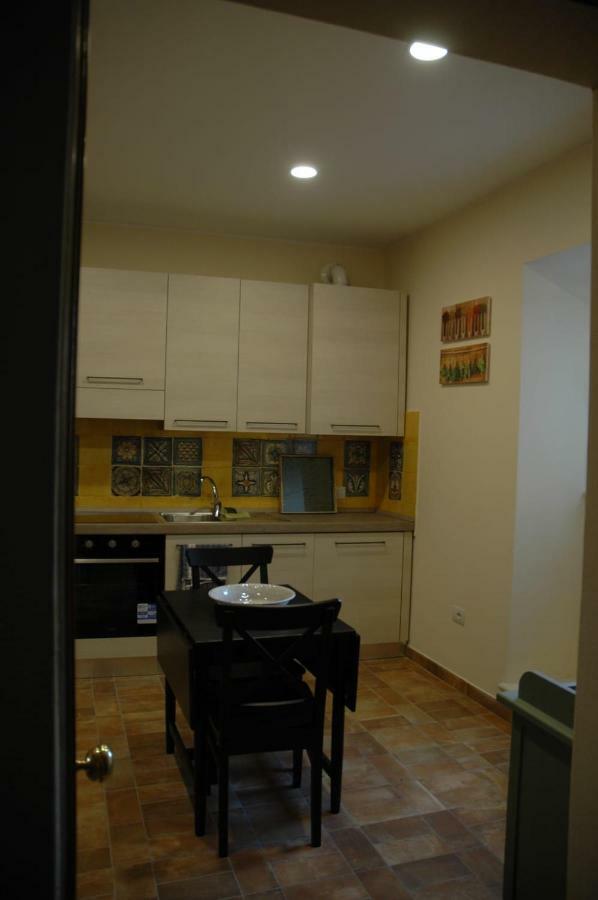 Hotel Via Barocci 34 Urbino Esterno foto