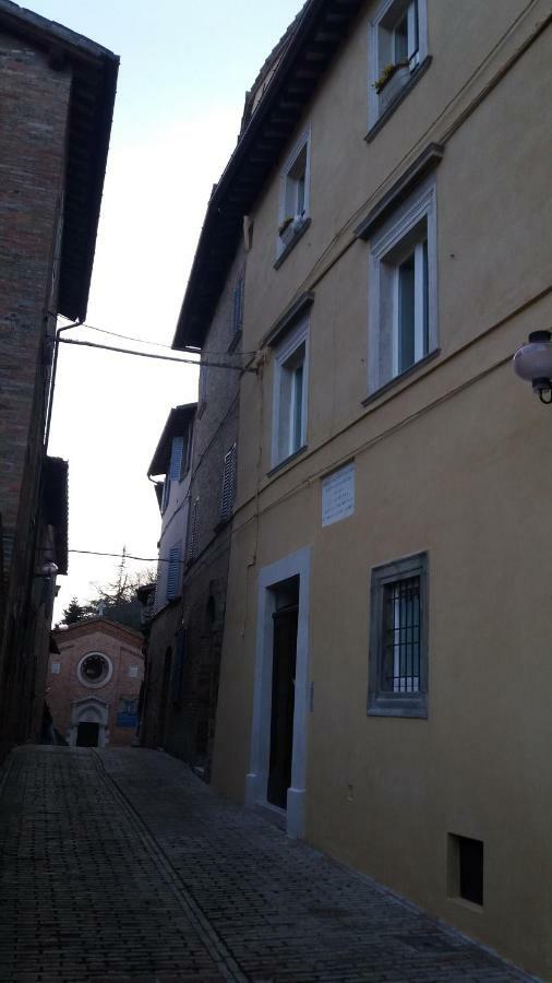 Hotel Via Barocci 34 Urbino Esterno foto